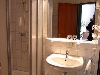 Hotel Walz Salzkotten Bagian luar foto